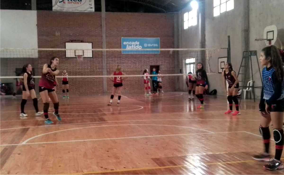 11062018-voley2