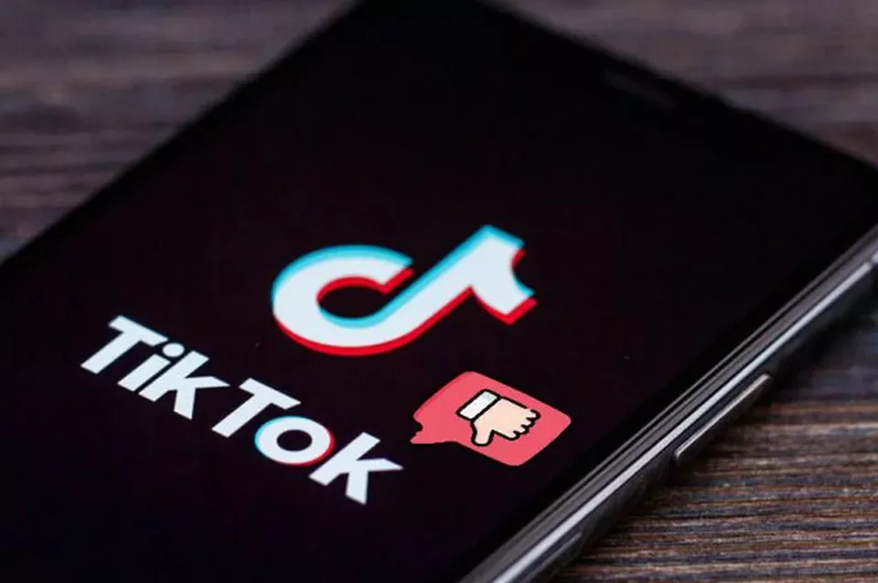 TIK TOK