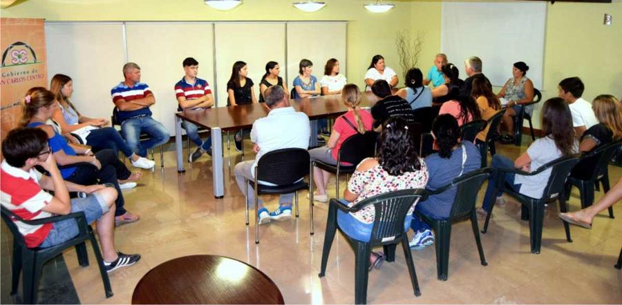 15032018-becas1