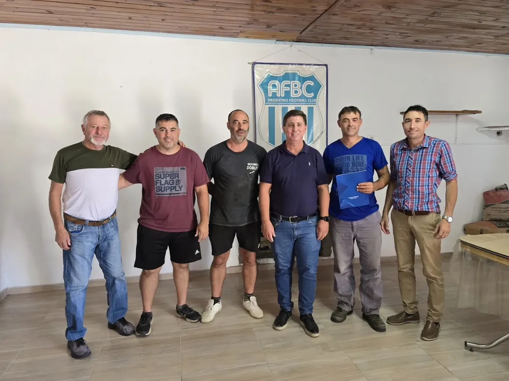 255c0201-768e-456c-8d3b-5187c69be2ce