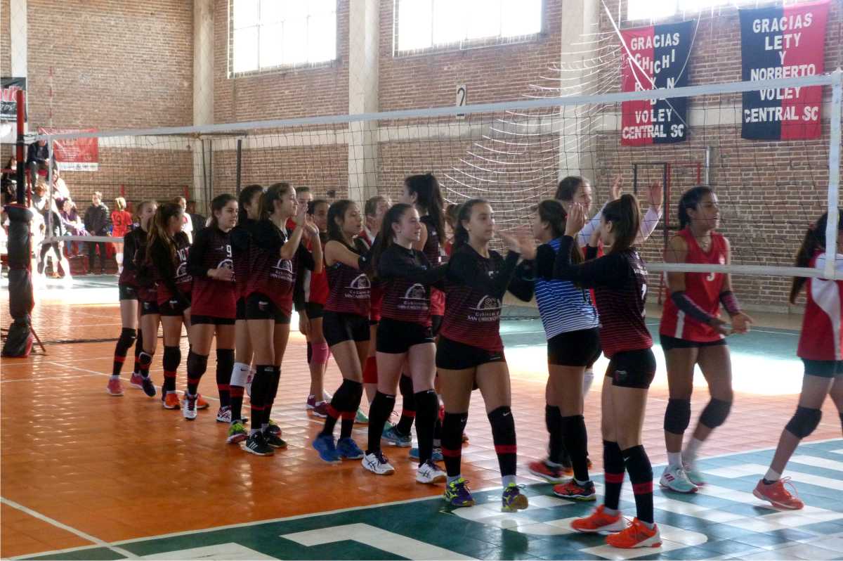 06082018-voley-sub15
